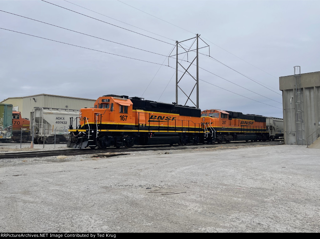 BNSF 167 & 287